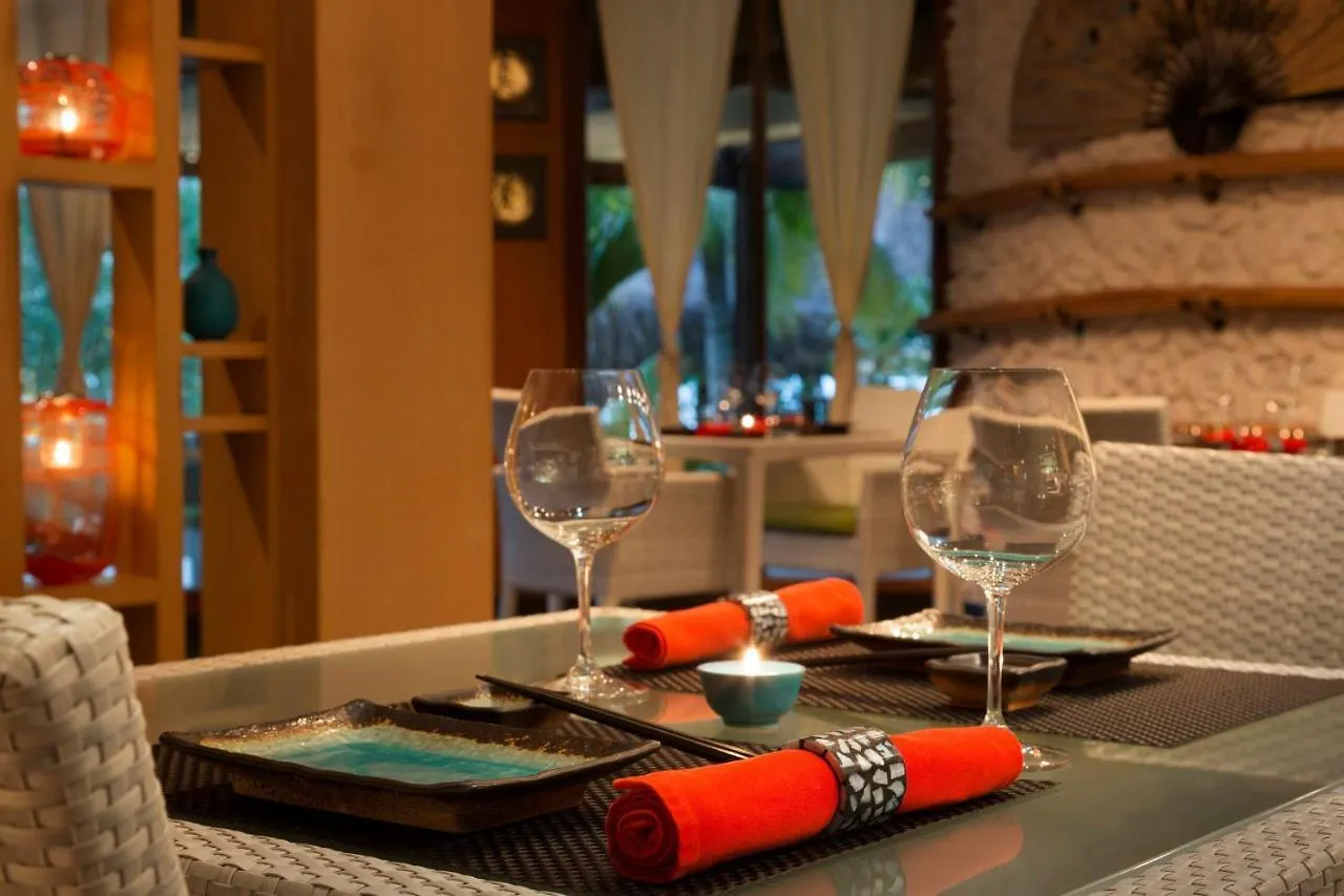 *****  The St. Regis Bora Bora Resort French Polynesia