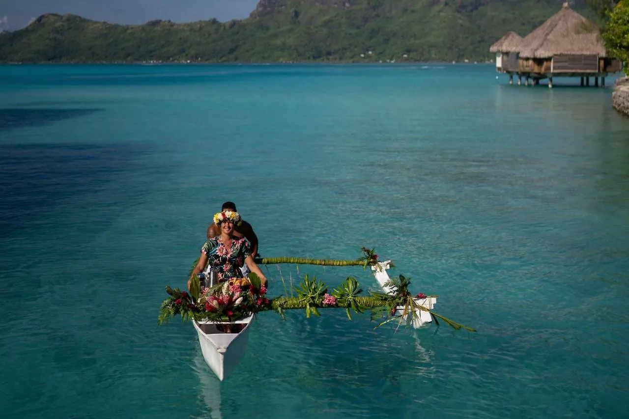 The St. Regis Bora Bora Resort 5*,