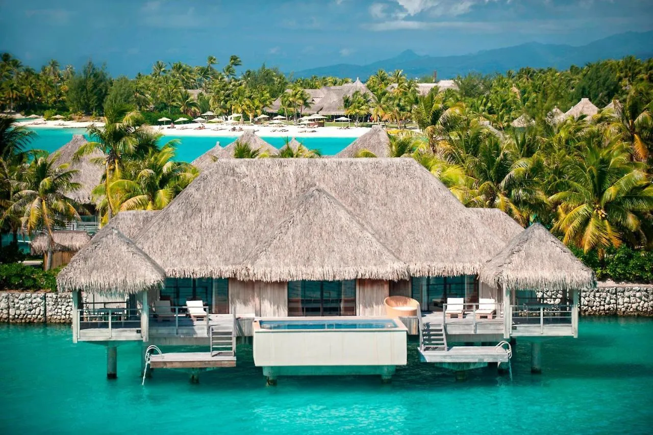 The St. Regis Bora Bora Resort 5*,